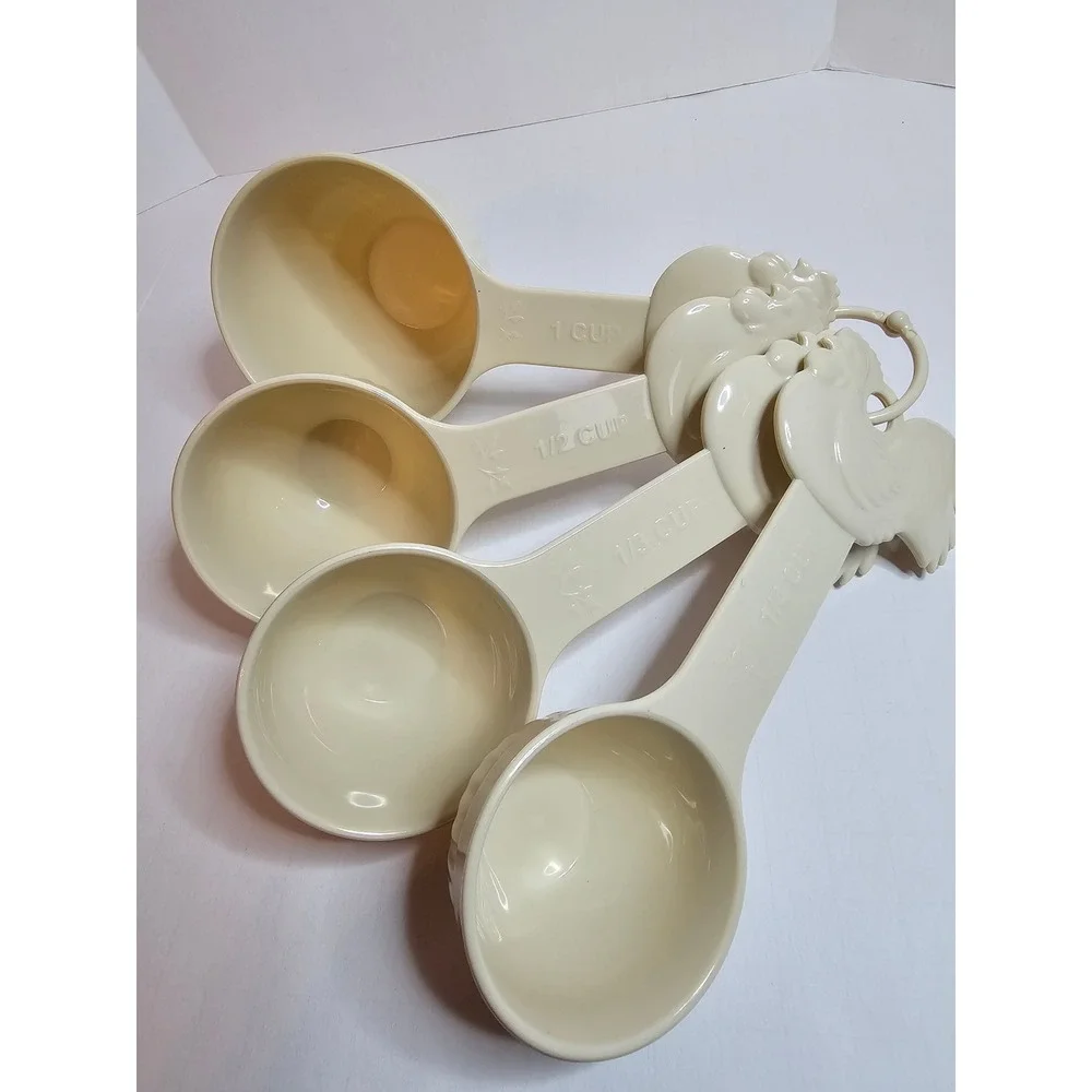 Vintage Paula Deen Cream Color Rooster Measuring Cups & Spoons Set‎ 9pc  Plastic